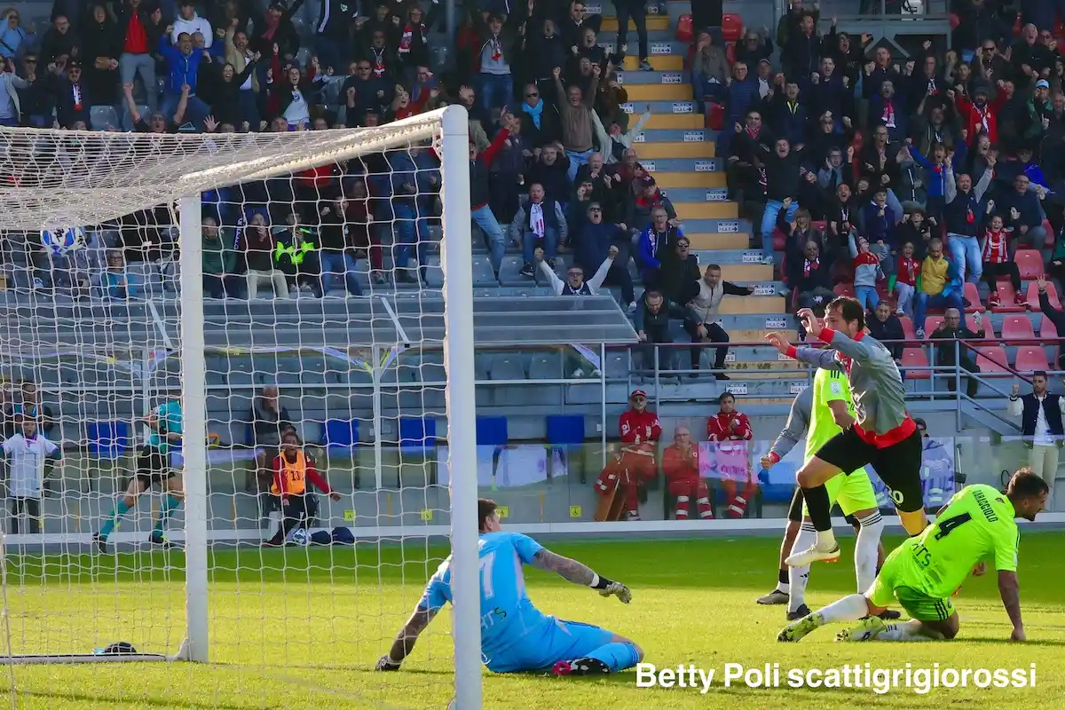 Cremonese - Pisa nelle immagini di Scatti grigiorossi