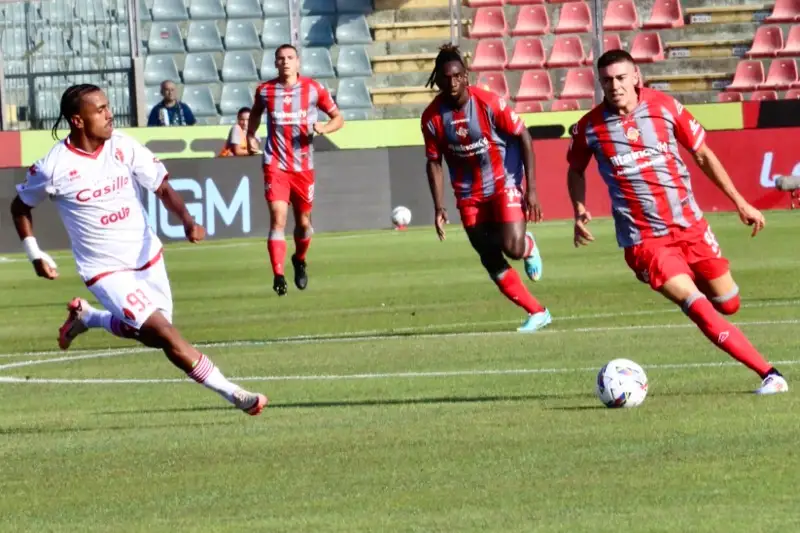 Cremonese - Bari negli Scatti Grigiorossi