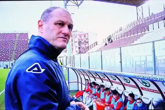 Click to enlarge image 11-reggina-cremonese-1-0-30-12-2020_053.jpg