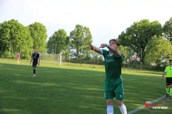 Click to enlarge image img_0315.jpg