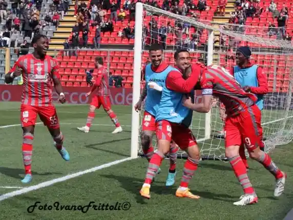 Click to enlarge image 7-ciofani-rete-cremonese-reggina-1-1-02-04-2022-_382.jpg