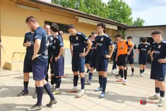 Click to enlarge image img_0058.jpg