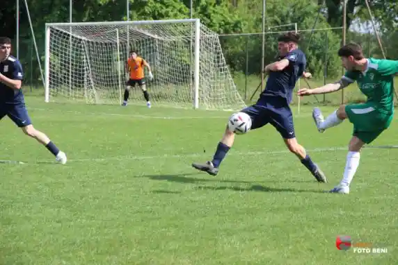 Click to enlarge image img_0139.jpg