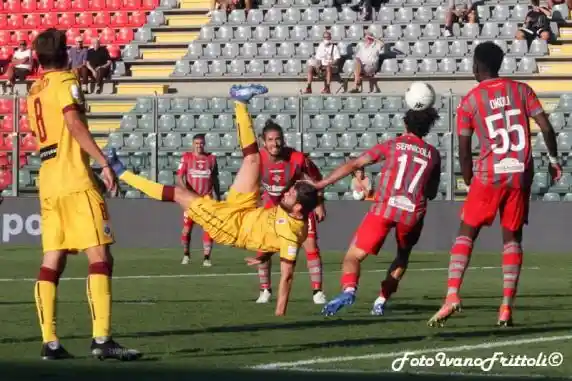 Click to enlarge image rovesciata-beretta-carnesecchi-para-cremonese-cittadella-2-0-12-09-2021-_436.jpg