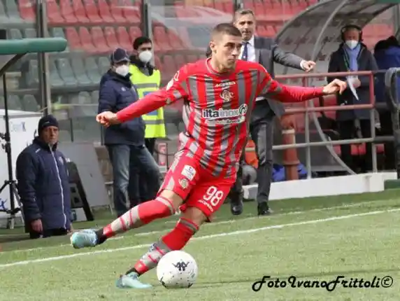 Click to enlarge image 13-zanimacchia-cremonese-reggina-1-1-02-04-2022-_356.jpg