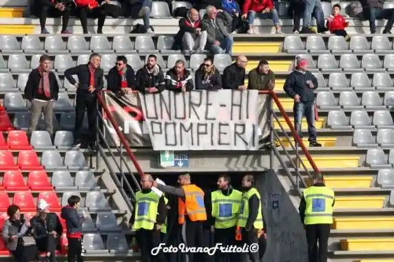 Click to enlarge image Cremonese-Salernitana-1-0-10-11-19 113.JPG