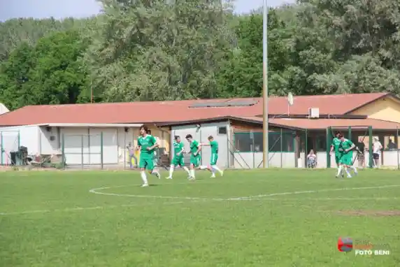 Click to enlarge image img_0125.jpg