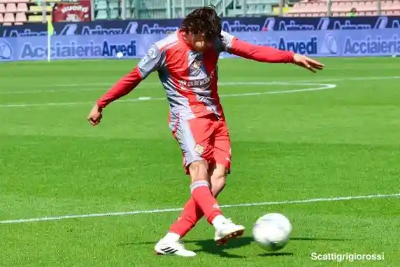 Click to enlarge image 532a7338.jpg