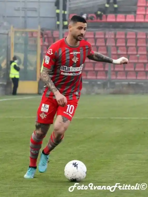Click to enlarge image 10-buonaiuto-cremonese-alessandria-2-1-05-04-2022-_074.jpg