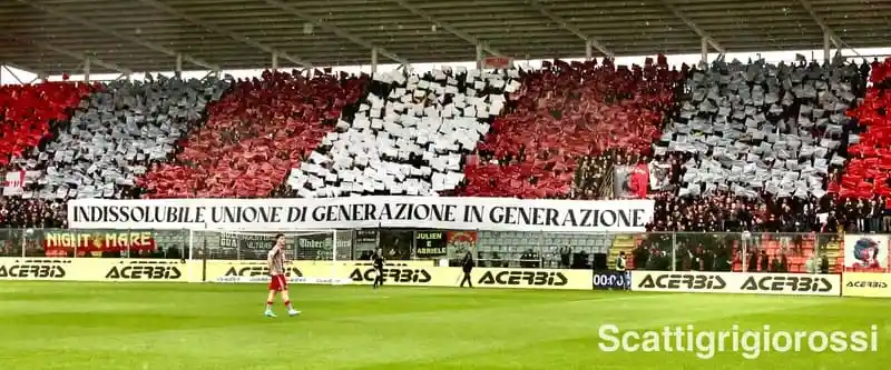 Cremonese-Reggiana negli Scatti Grigiorossi