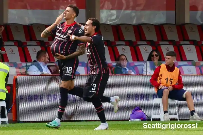 Cremonese-Spezia negli Scatti Grigiorossi