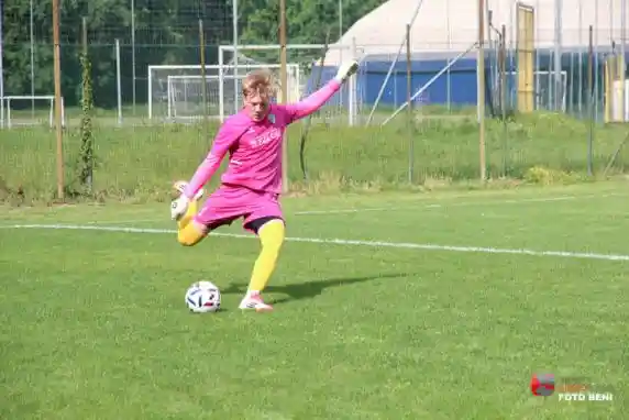 Click to enlarge image img_0193.jpg