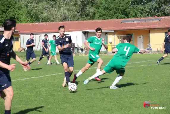 Click to enlarge image img_0277.jpg