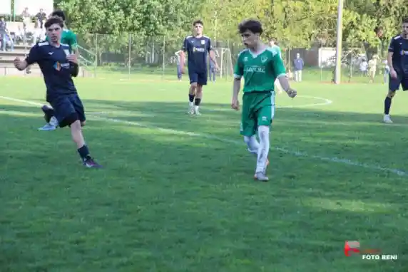 Click to enlarge image img_0268.jpg