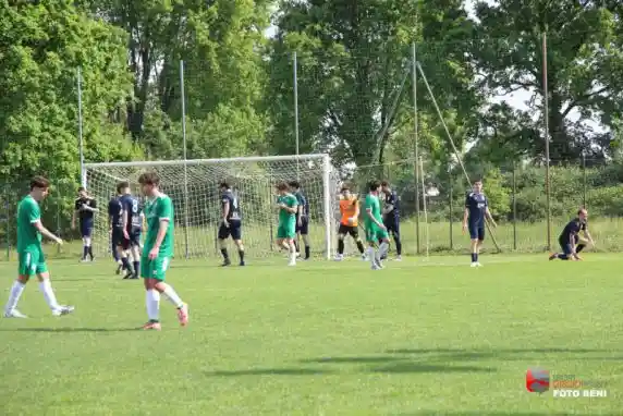 Click to enlarge image img_0134.jpg