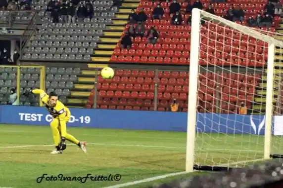 Click to enlarge image 2-rete-gondo-cremonese-parma-3-0-15-02-2020-_305.jpg