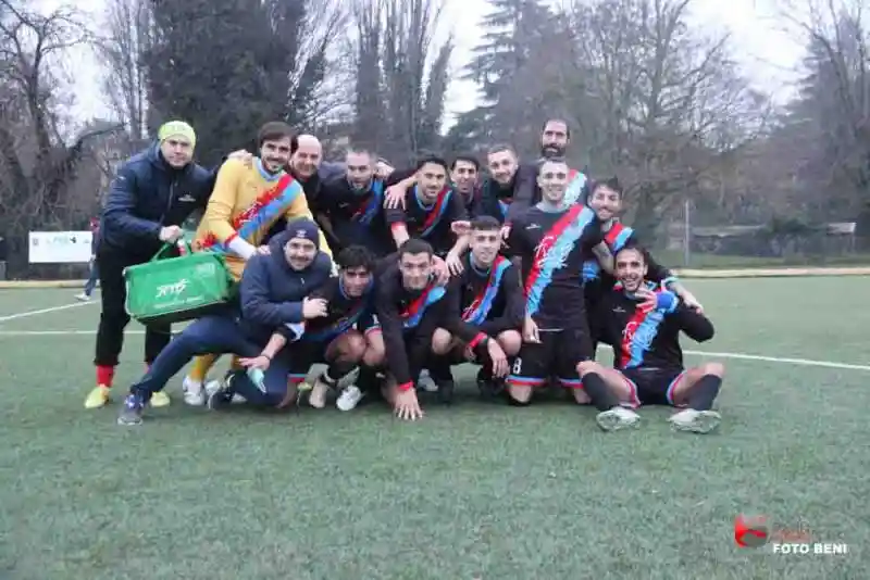 Corona - Pescarolo  2-0 nelle foto di Beni