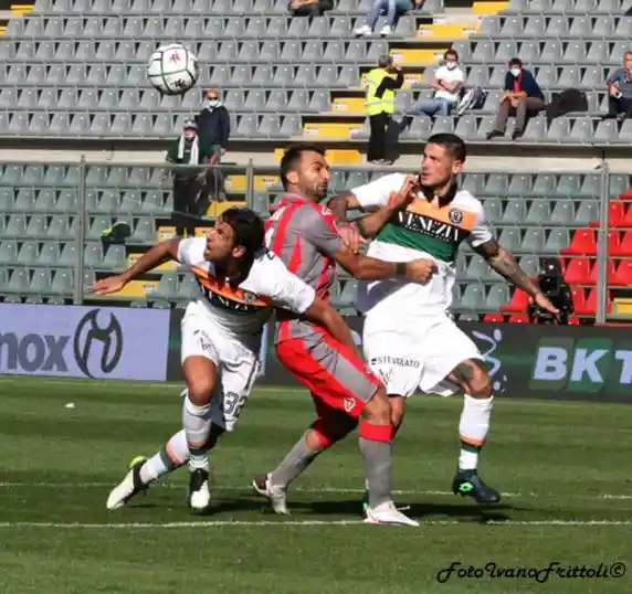 Click to enlarge image 22-fabio-ceravolo-cremonese-venezia-0-0-17-10-2020_274.jpg