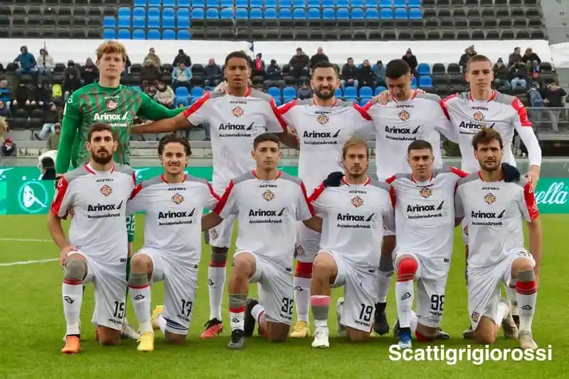 Pisa-Cremonese negli Scatti Grigiorossi