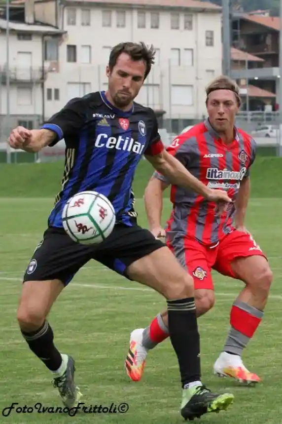 Click to enlarge image crescenzi-cremonese-pisa-1-1-amich-a-rovetta-24-07-21-_322.jpg