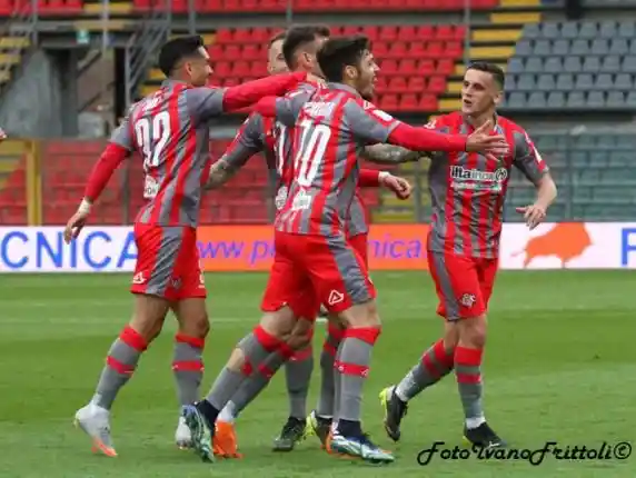 Click to enlarge image 11-dopo-rete-strizzolo-cremonese-pordenone-2-1-10-04-2021-_251.jpg