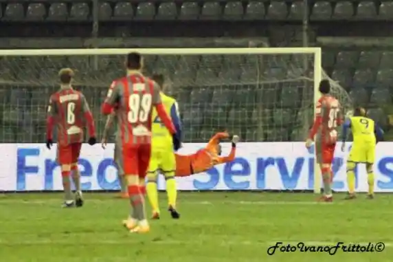 Click to enlarge image 2-rete-bertagnoli-cremonese-chievoverona-0-2-04-01-2021_266.jpg