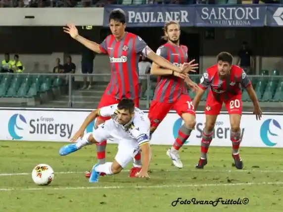 Click to enlarge image Claiton-Verona-Cremonese-1-2-C-I-18-08-19-d.t.s 306.JPG