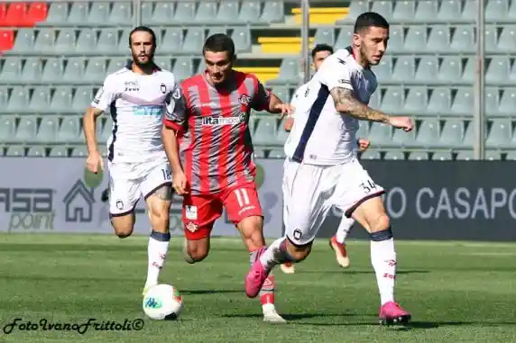 Click to enlarge image Cremonese-Crotone-2-1-21-09-2019 235.JPG