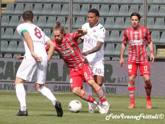 Click to enlarge image 9-castagnetti-cremonese-reggina-1-1-02-04-2022-_353.jpg