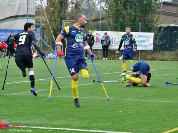 Click to enlarge image web_0560_amputati_calcio_2022.jpg