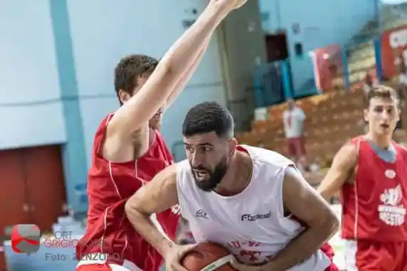 Click to enlarge image 27-08-2022-Amichevole-Juvi-Mestre0027.jpg
