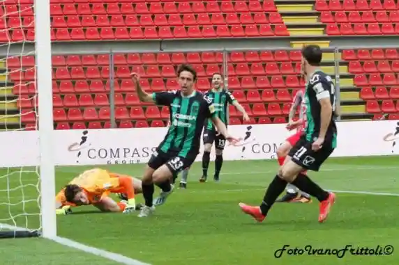 Click to enlarge image 1-rete-zammarini-cremonese-pordenone-2-1-10-04-2021-_079.jpg