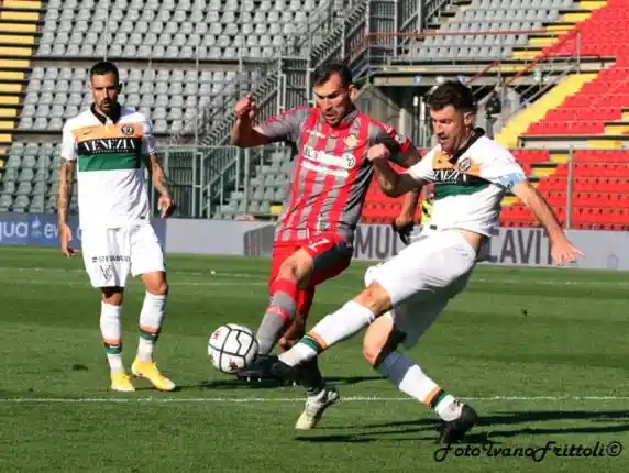 Click to enlarge image 16-luca-strizzolo-cremonese-venezia-0-0-17-10-2020_349.jpg
