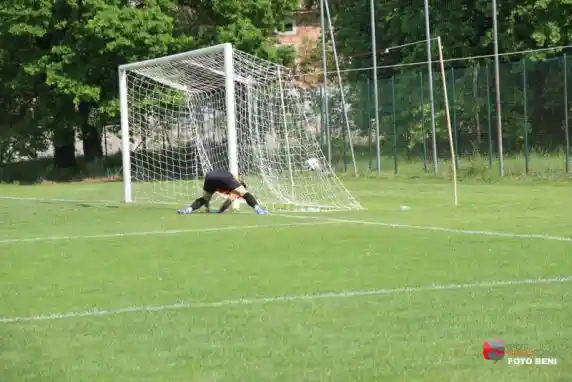 Click to enlarge image img_0121.jpg