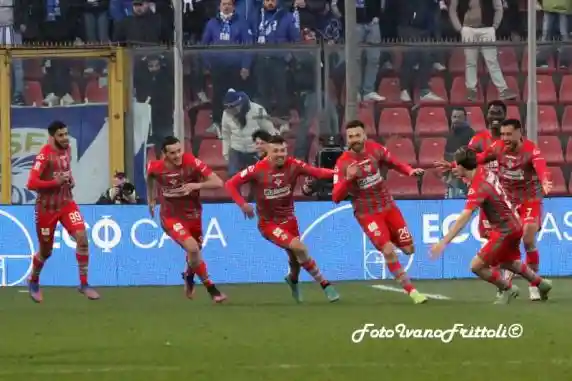 Click to enlarge image 2-esultanza-rete-di-carmine-cremonese-brescia-2-1-05-03-2022-_513.jpg