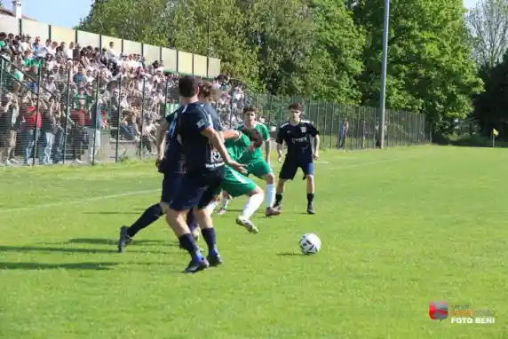 Click to enlarge image img_0240.jpg