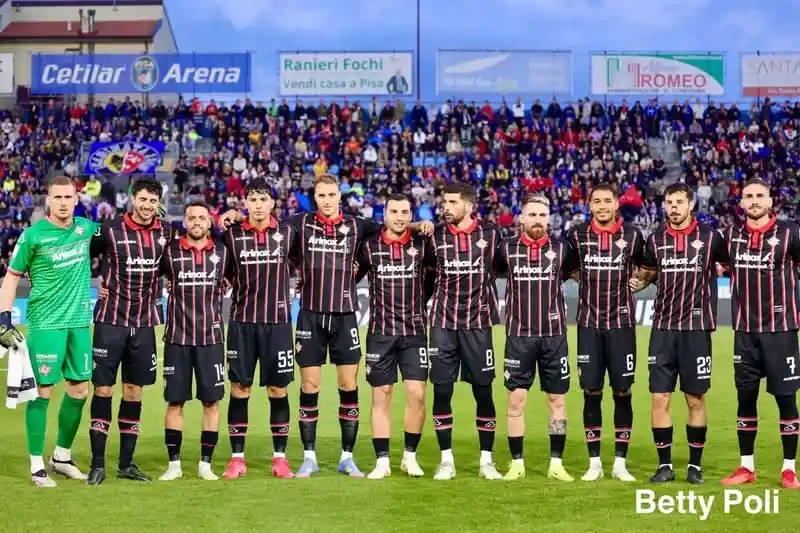 Pisa-Cremonese negli Scatti Grigiorossi