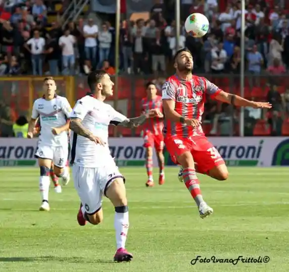 Click to enlarge image Cremonese-Crotone-2-1-21-09-2019 369.JPG