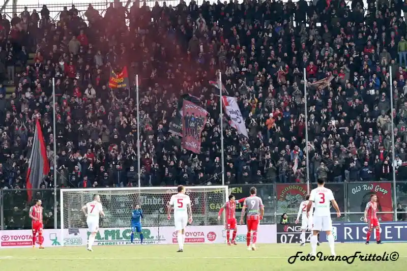 GALLERY Cremonese-Padova, le foto delle curve