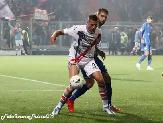 Click to enlarge image 18-ciofani-como-cremonese-1-2-06-05-2022-_300.jpg