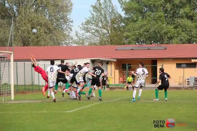 SportedMaris  Orsa Iseo 1-1 nelle foto di Beni 