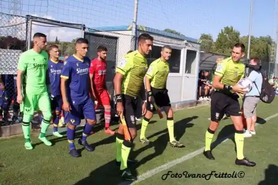 Click to enlarge image 9-hellas-verona-cremonese-4-3-amich-30-07-22-_007.jpg