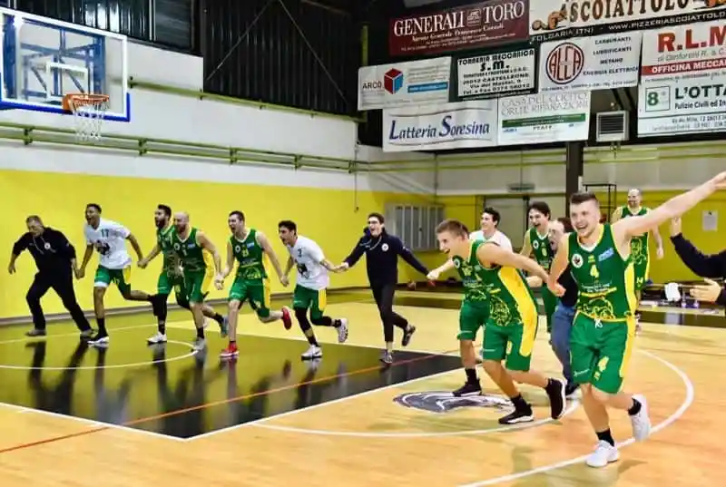 SCHEGGE DI DERBY Lo spettacolo di Pizzighettone-Gilbertina nelle foto di Renato Galli