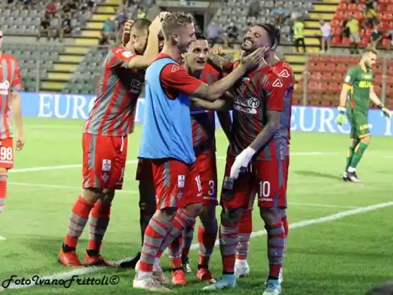 Click to enlarge image 10-cremonese-lecce-3-0-22-09-2021-_391.jpg