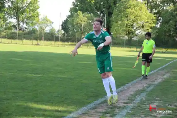 Click to enlarge image img_0261.jpg