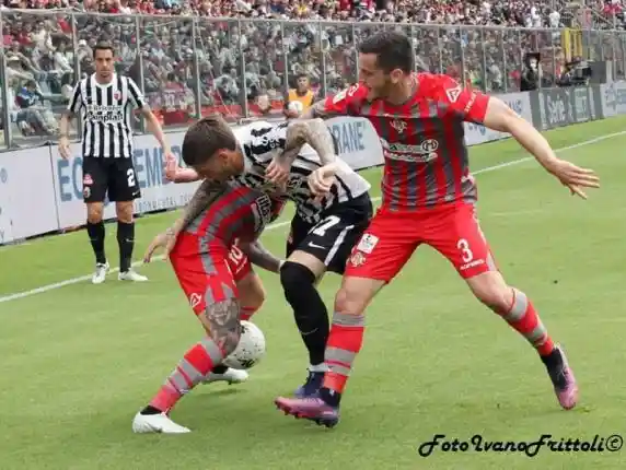Click to enlarge image 20-valeri-buonaiuto-cremonese-ascoli-0-1-30-aprile-2022-_043.jpg