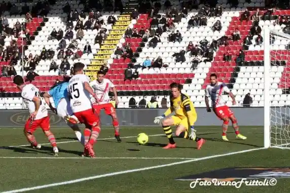 Click to enlarge image 4-prima-salvataggio-casasola-cittadella-cremonese-0-2-12-02-2022-_436.jpg