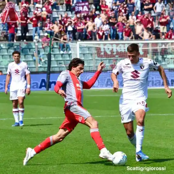 Click to enlarge image 532a7360.jpg