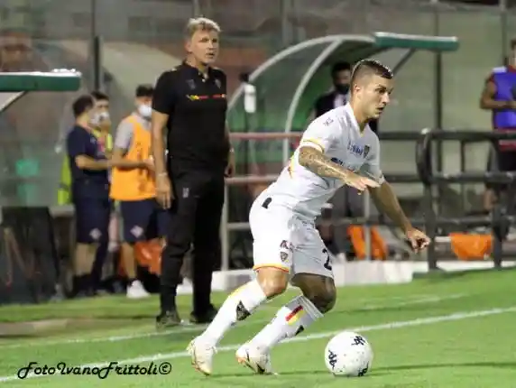 Click to enlarge image 16-ex-strefzza-baroni-cremonese-lecce-3-0-22-09-2021-_110.jpg