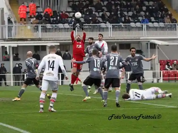 Click to enlarge image assedio-finale_-alessandria-cremonese-1-0-27-11-2021-.jpg